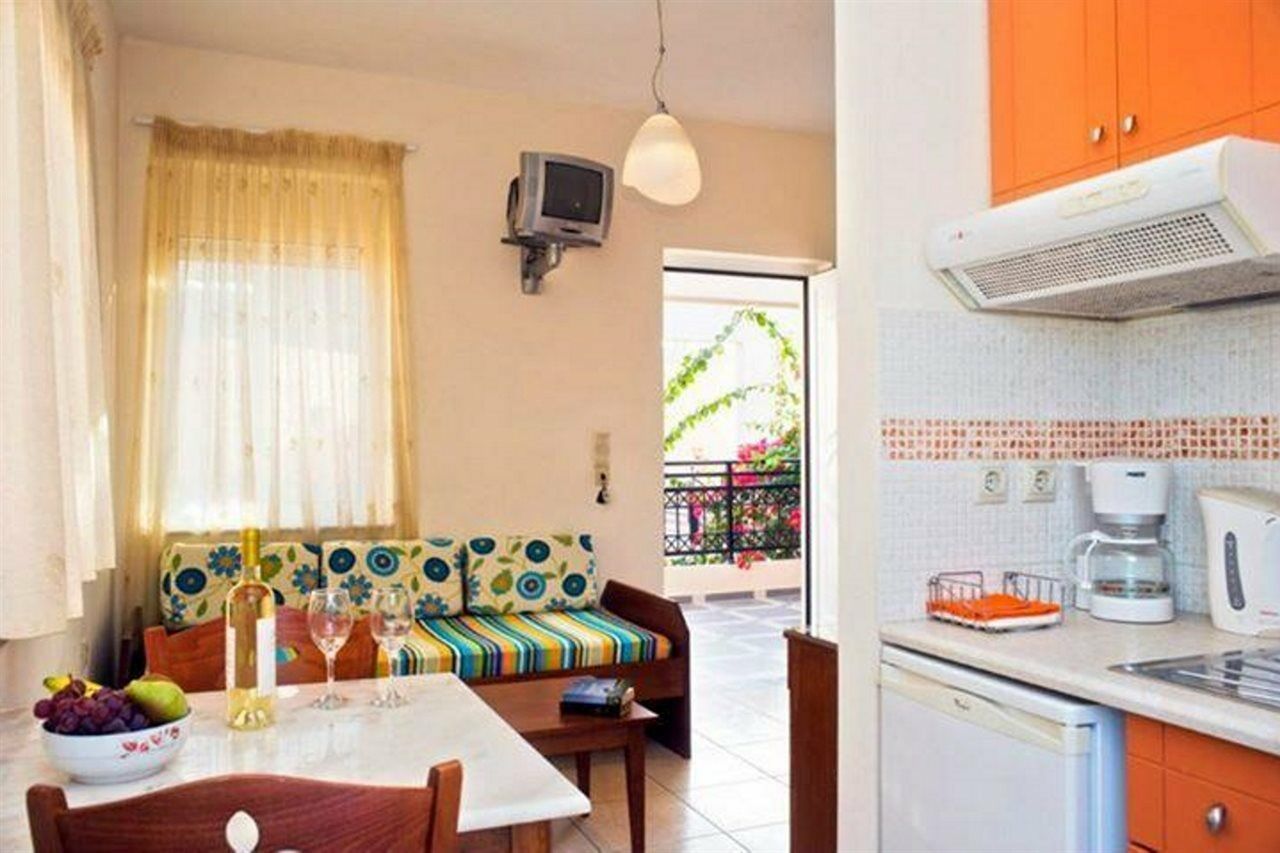Alfa Hotel Apartments Gerani  Exterior photo