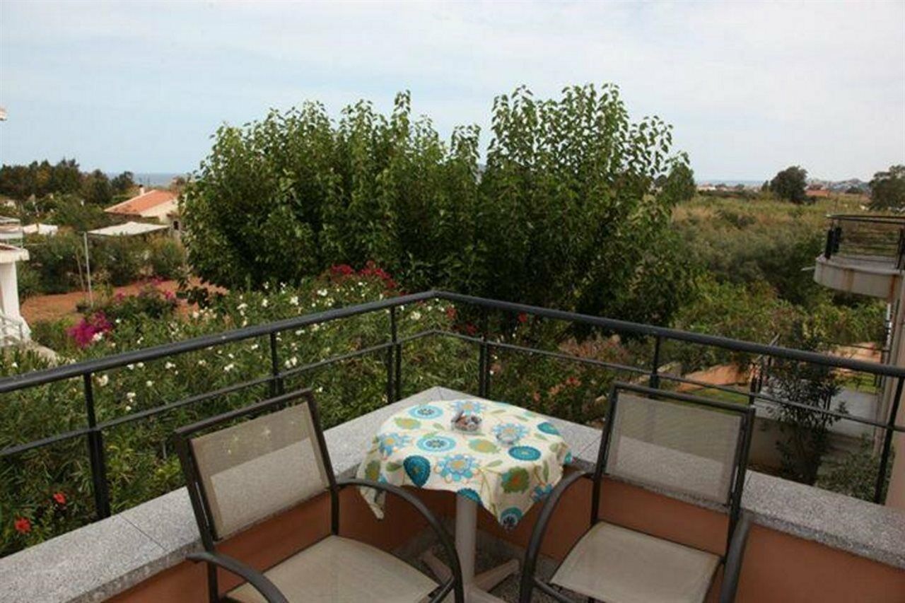 Alfa Hotel Apartments Gerani  Exterior photo